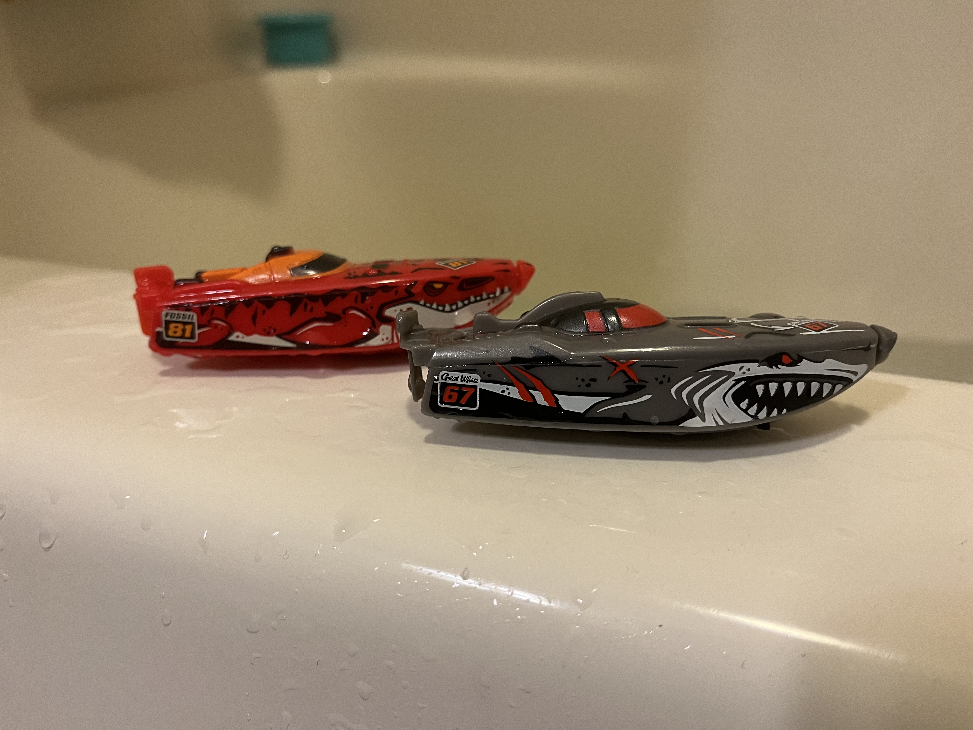 Watch Watch before you buy Robo Alive Robo boats on Amazon Live